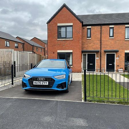 Modern Room With Huge Bed - Walk To City Centre! Manchester Luaran gambar